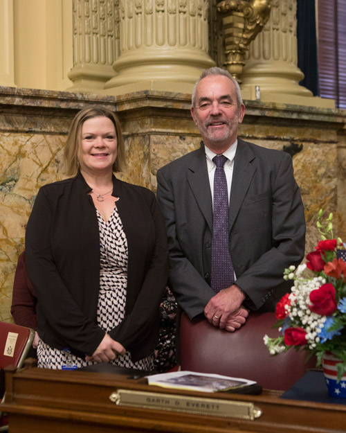 Wheeland, Everett Take the Oath of Office to Begin 2019-20 House Session 